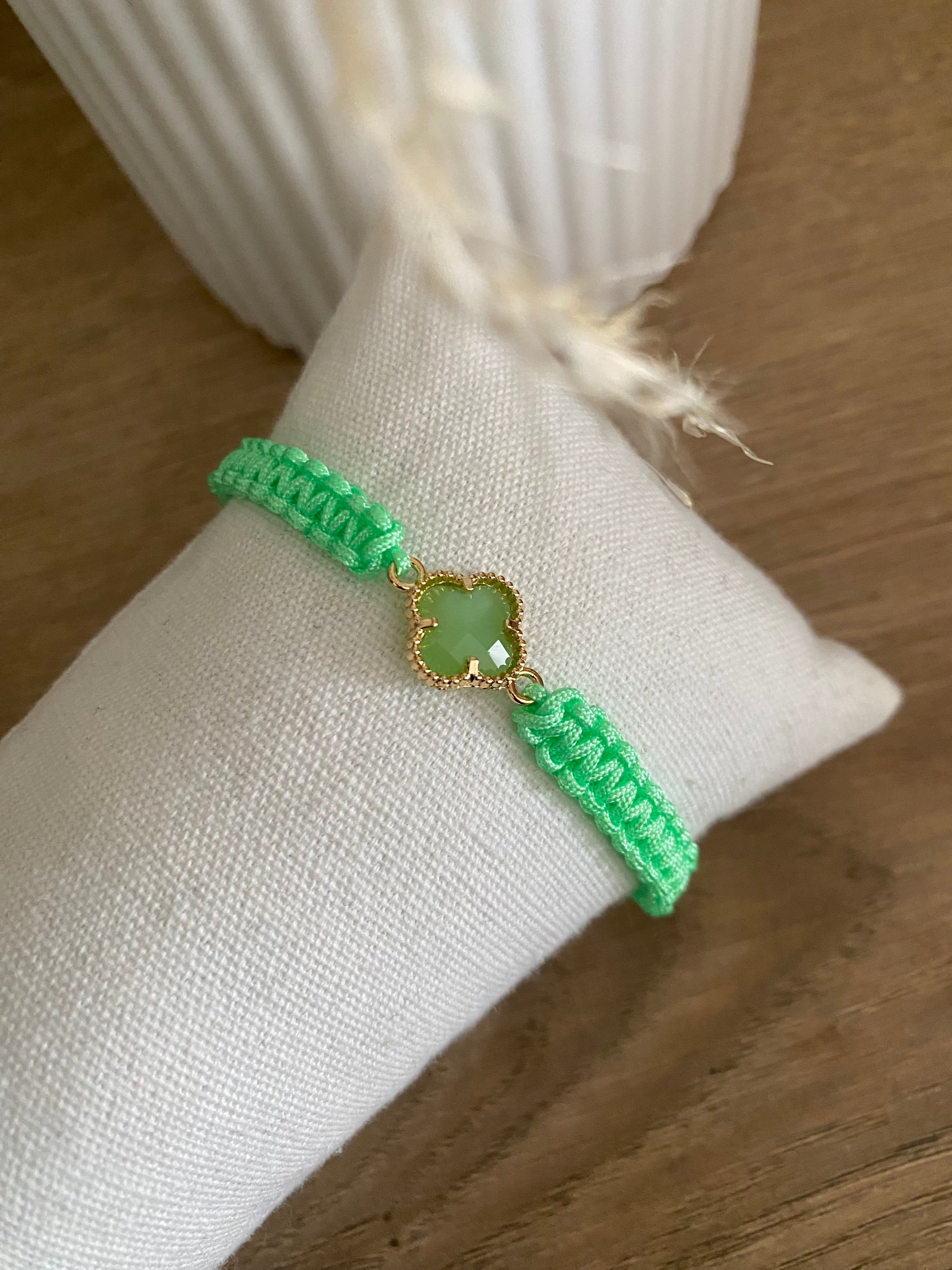 Bracelet réglable trèfle